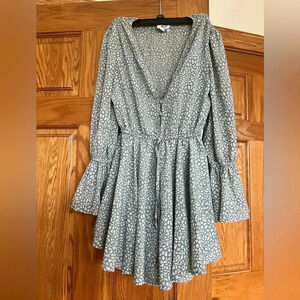 Princess Polly - Flowy Cierra Romper Dress